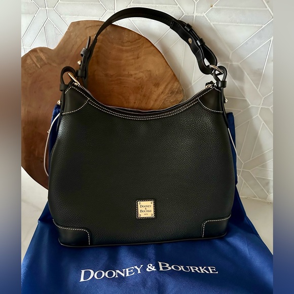 Dooney & Bourke Pebble Grain Hobo BNWOT